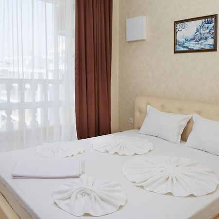 Villa Sardinia And Spa Sveti Vlas Luaran gambar