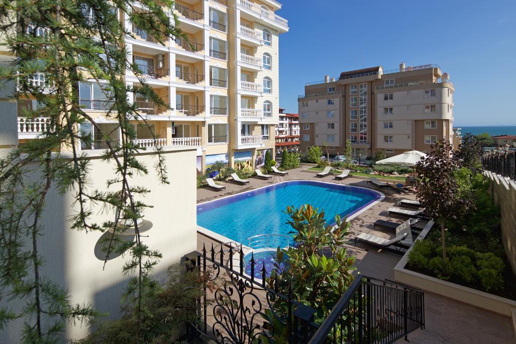Villa Sardinia And Spa Sveti Vlas Luaran gambar