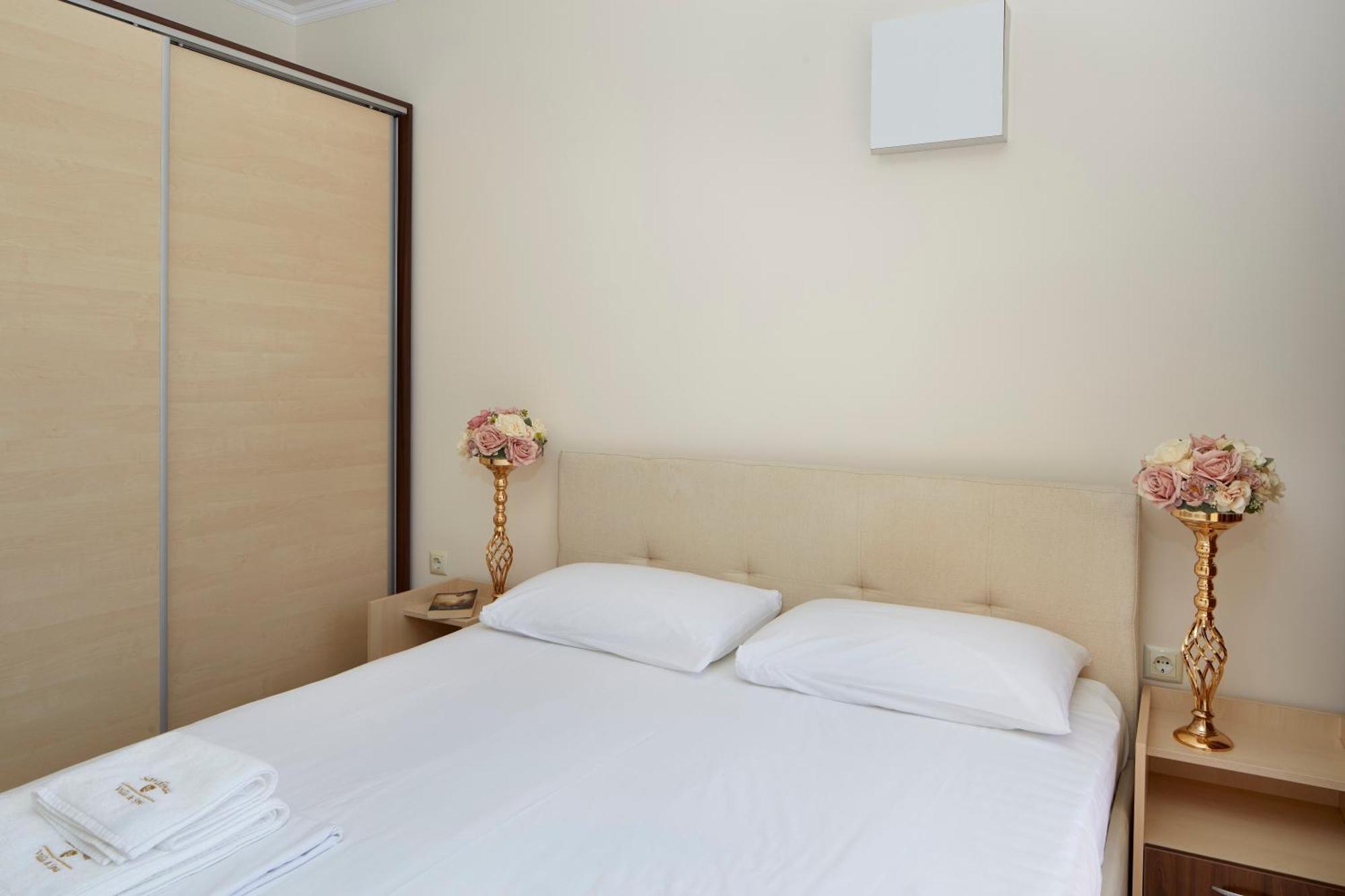 Villa Sardinia And Spa Sveti Vlas Luaran gambar
