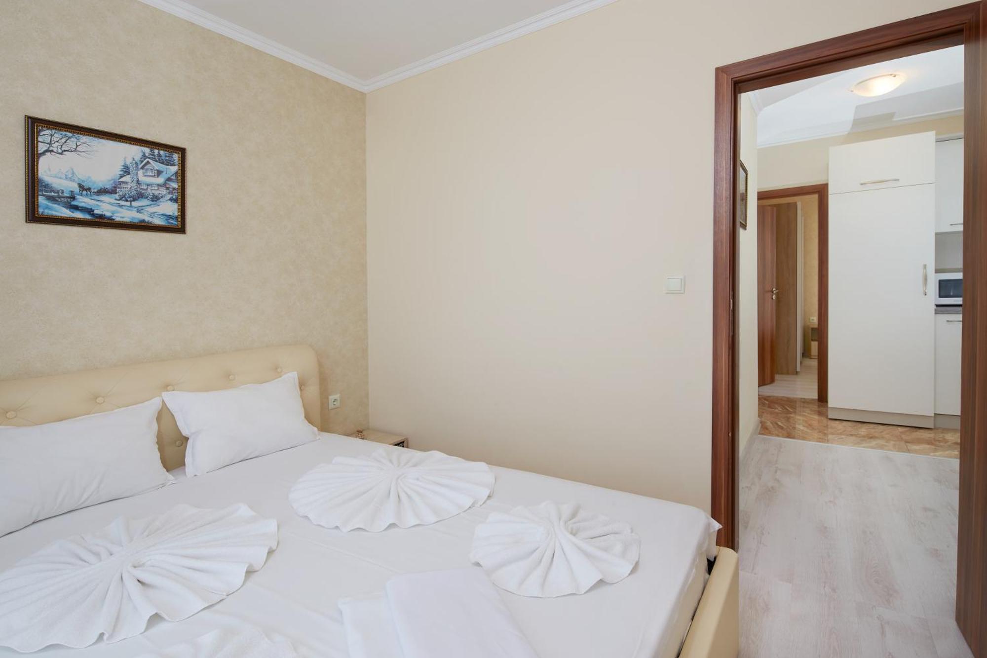 Villa Sardinia And Spa Sveti Vlas Luaran gambar